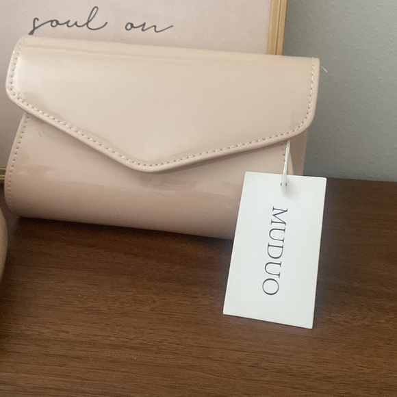 BCBG Heels and Clutch - Picture 5 of 7